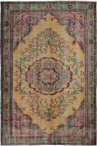 Vintage Turkish Hand-Knotted Rug - 5' 7" x 8' 6" (67" x 102")