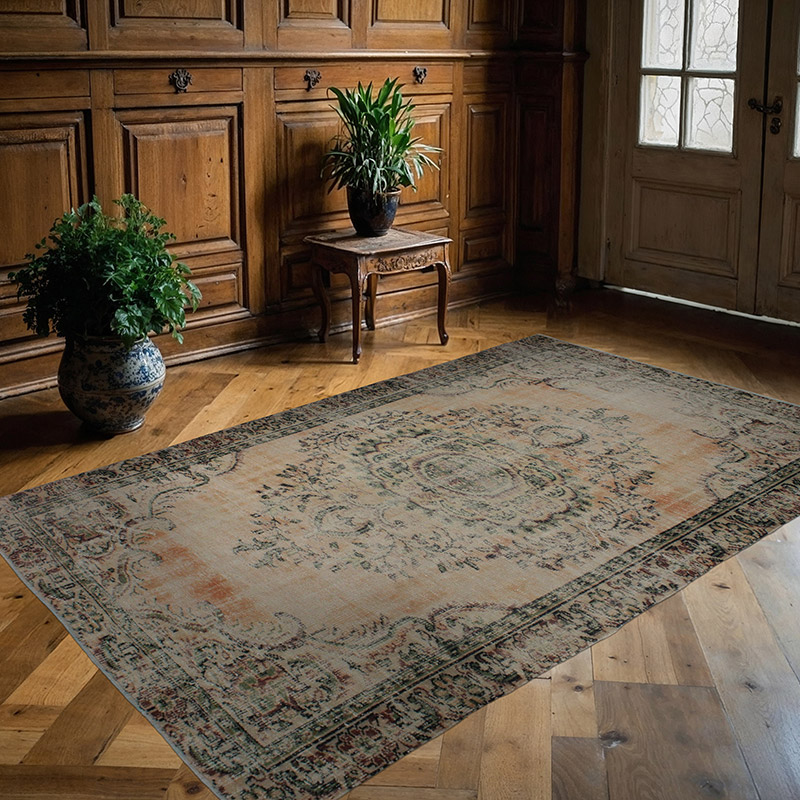Vintage Turkish Hand-Knotted Rug - 5' 5" x 8' 5" (65" x 101") - K0083034