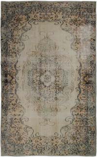 Vintage Turkish Hand-Knotted Rug - 5' 7" x 9' 1" (67" x 109")