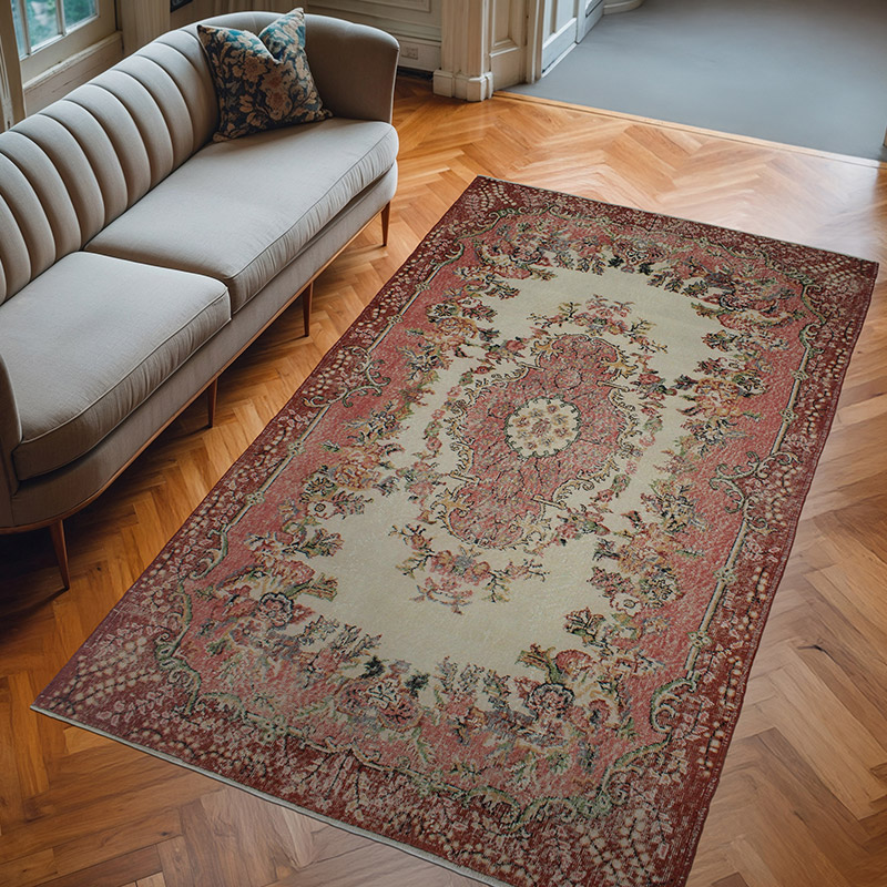 Vintage Turkish Hand-Knotted Rug - 5' 3" x 9' 1" (63" x 109") - K0083113