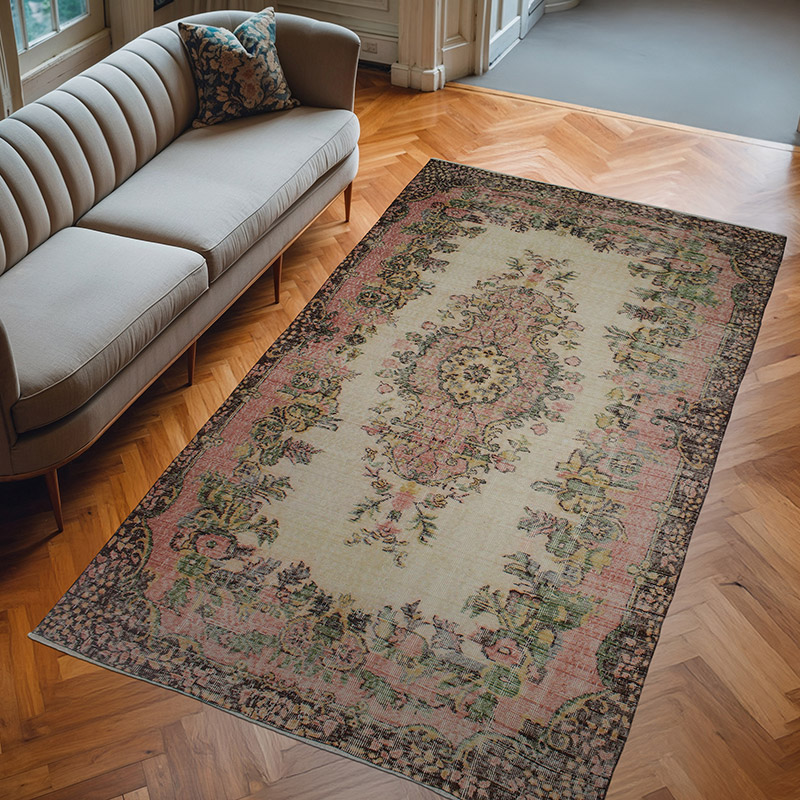 Vintage Turkish Hand-Knotted Rug - 5' 6" x 9' 9" (66" x 117") - K0083127