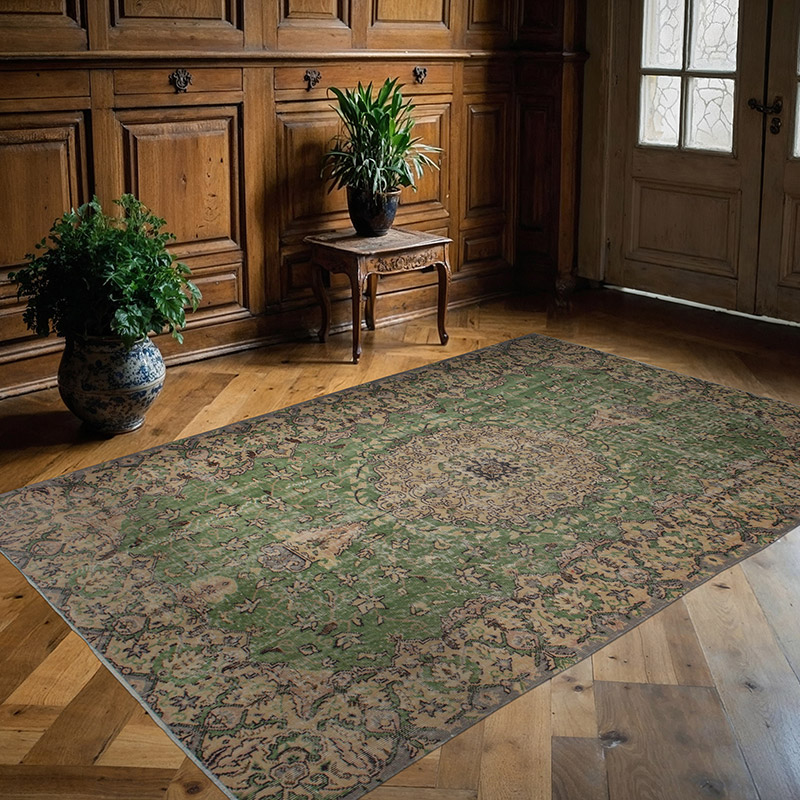 Vintage Turkish Hand-Knotted Rug - 5' 6" x 8' 5" (66" x 101") - K0083129