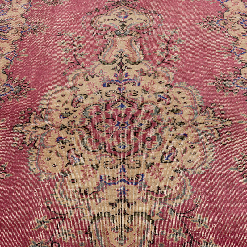 Vintage Turkish Hand-Knotted Rug - 5' 5" x 8' 8" (65" x 104") - K0083133
