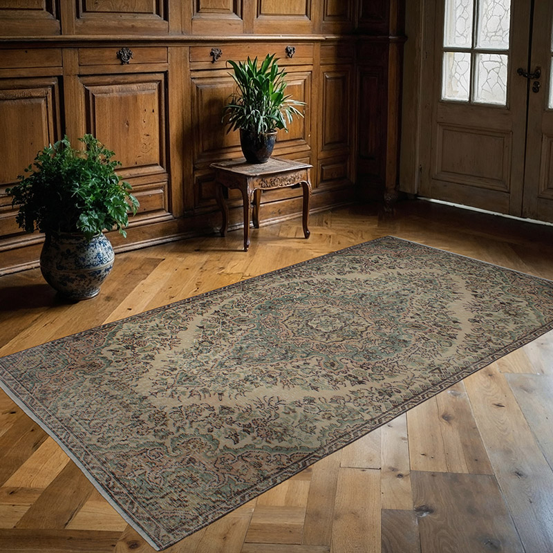 Vintage Turkish Hand-Knotted Rug - 4' 6" x 8' 5" (54" x 101") - K0083142