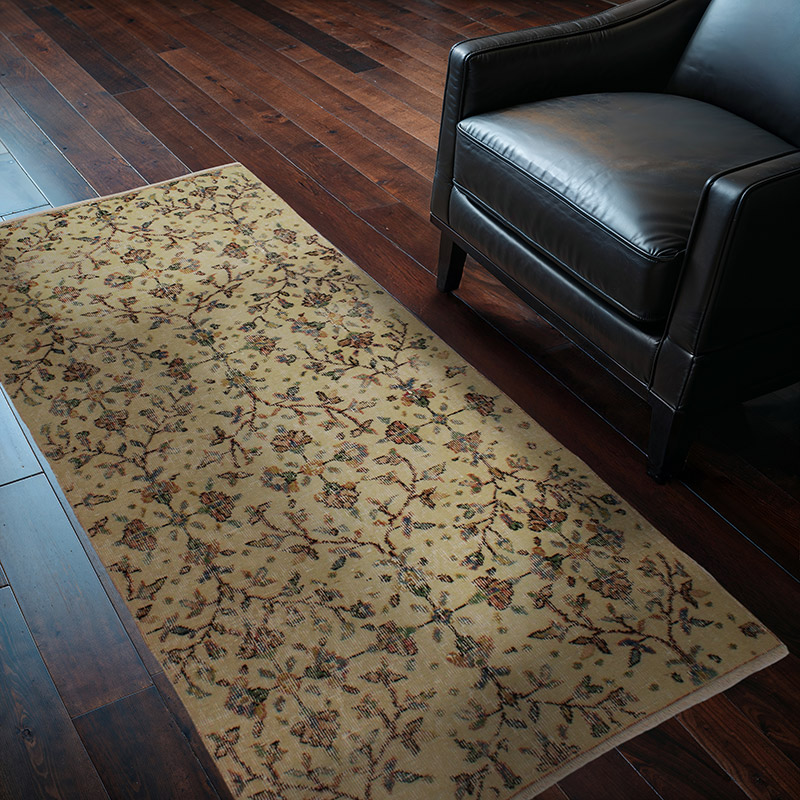 Vintage Turkish Hand-Knotted Rug - 3' 2" x 6' 1" (38" x 73") - K0083145