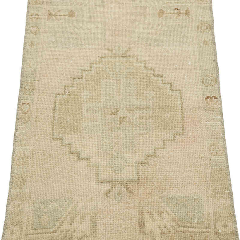 Vintage Turkish Hand-Knotted Rug - 1' 5" x 3' 3" (17" x 39") - K0083383