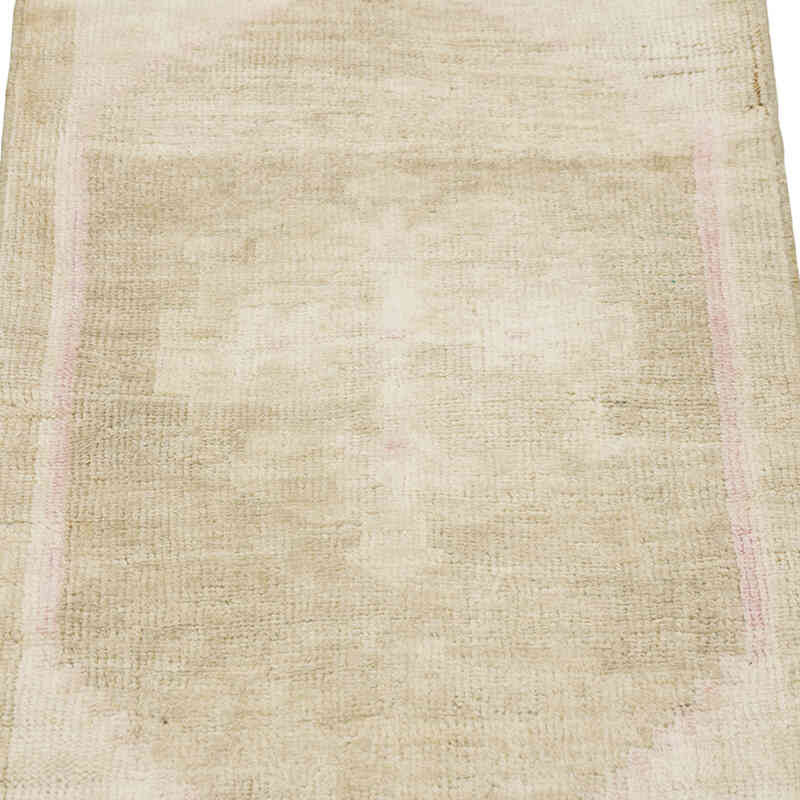 Vintage Turkish Hand-Knotted Rug - 1' 6" x 2' 9" (18" x 33") - K0083487