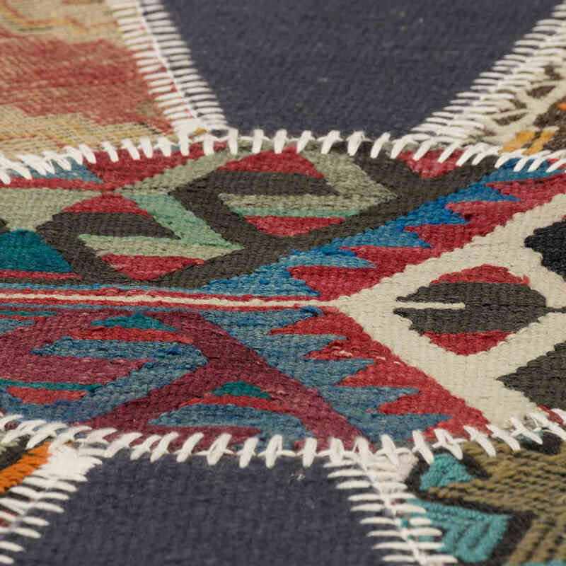 Patchwork Kilim Rug - 3' 10" x 3' 10" (46" x 46") - K0083516