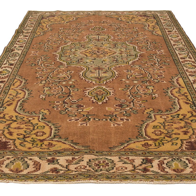 Vintage Turkish Hand-Knotted Rug - 5' 11" x 9' 10" (71" x 118") - K0083572