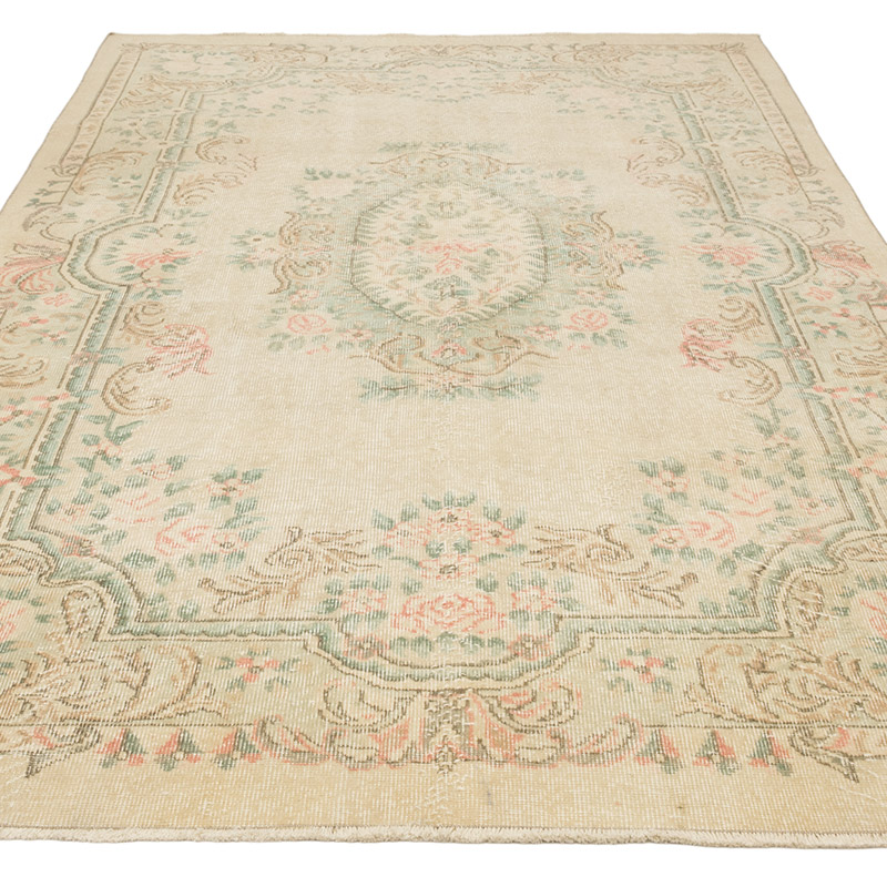 Vintage Turkish Hand-Knotted Rug - 5' 7" x 9' 3" (67" x 111") - K0083617