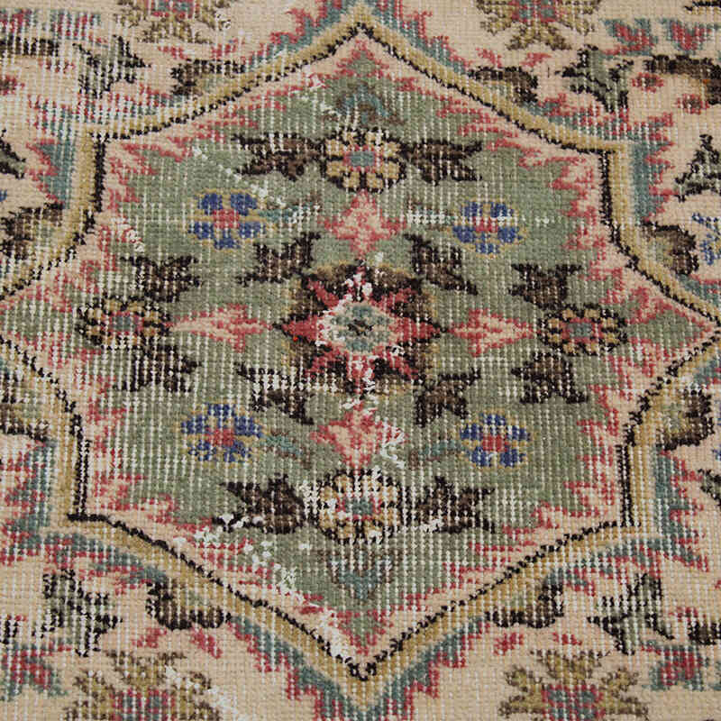 Vintage Turkish Hand-Knotted Rug - 5' 8" x 9' 4" (68" x 112") - K0083686