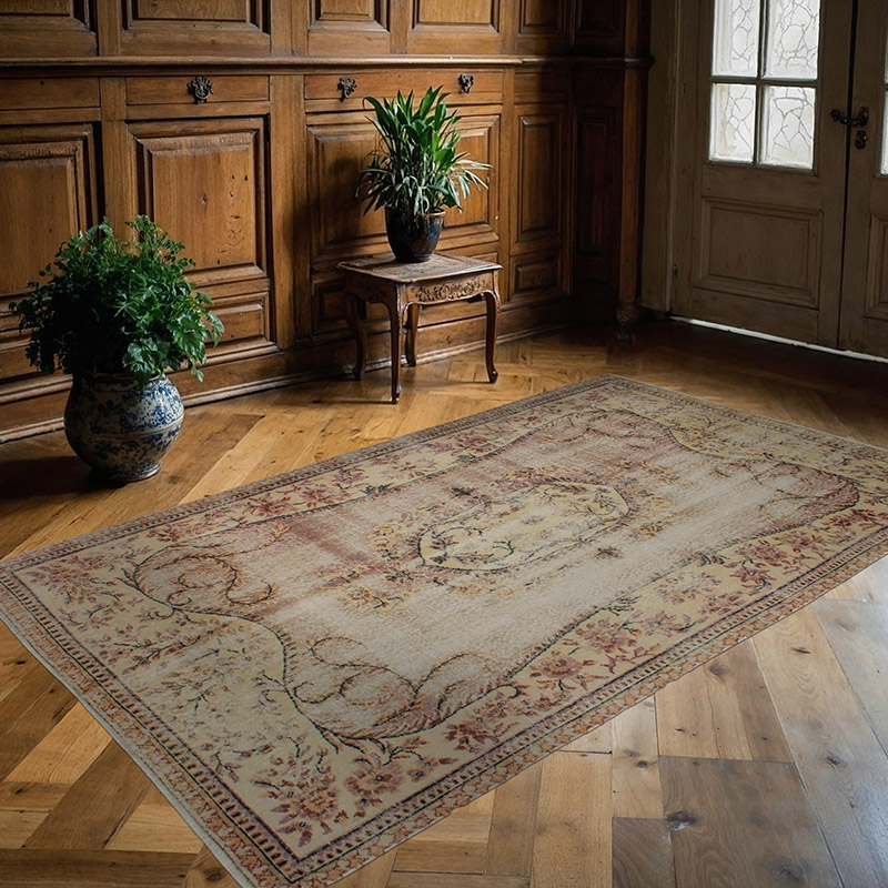 Vintage Turkish Hand-Knotted Rug - 5' 3" x 8' 9" (63" x 105") - K0083715