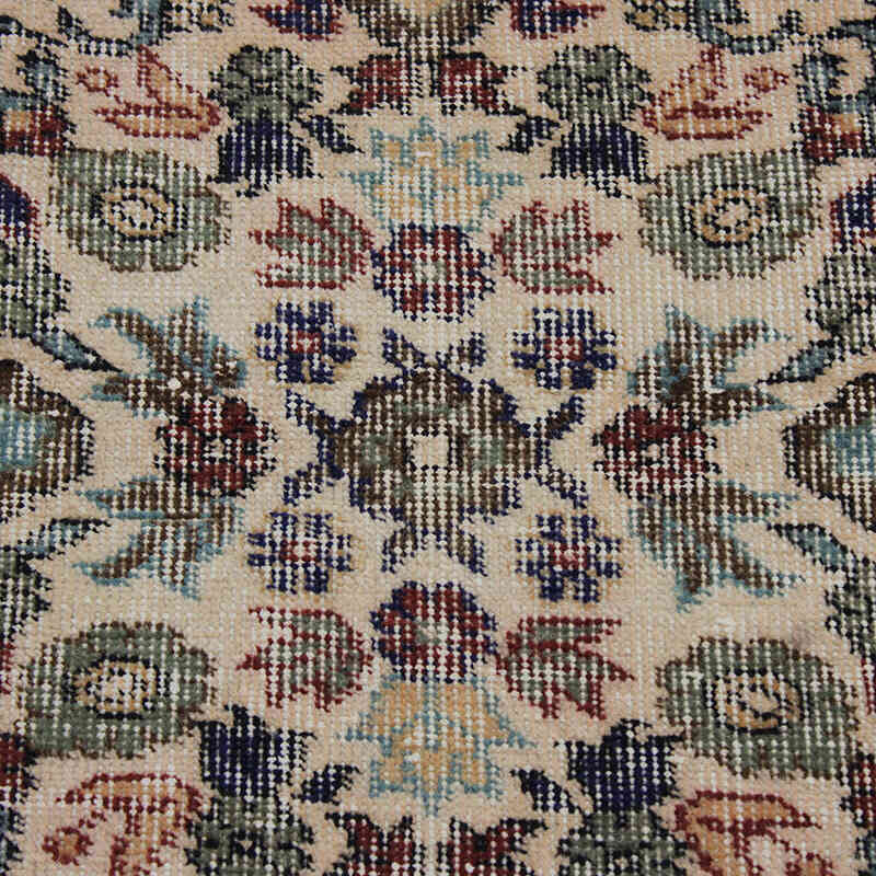 Vintage Turkish Hand-Knotted Rug - 5' 7" x 8' 11" (67" x 107") - K0083734