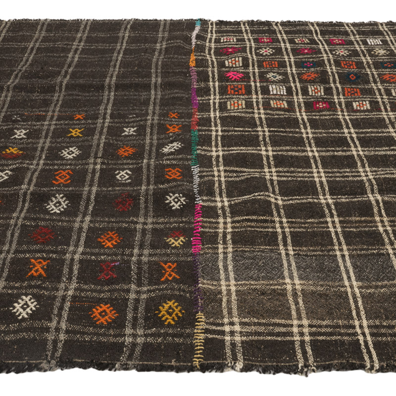 Vintage Anatolian Jijim Rug - 5' 1" x 6' 7" (61" x 79") - K0083745