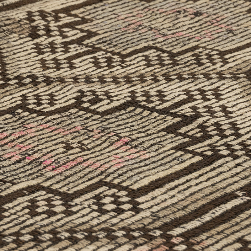 Vintage Anatolian Jijim Rug - 6' 9" x 9' 2" (81" x 110") - K0083753