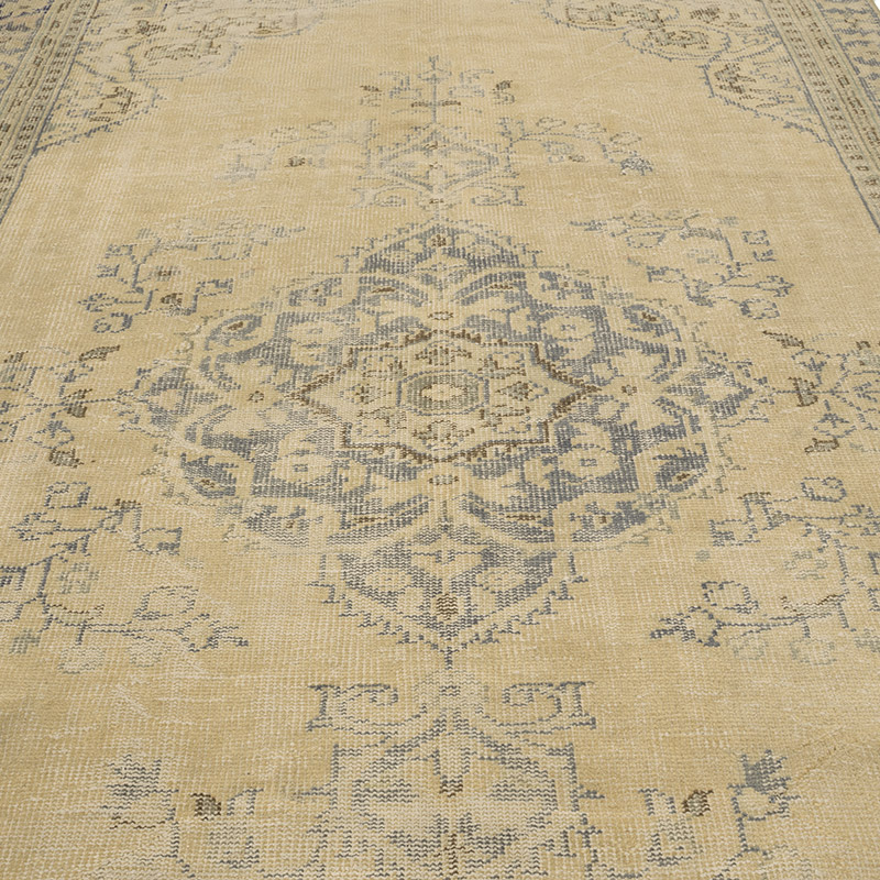 Vintage Turkish Hand-Knotted Rug - 6' 6" x 10' 3" (78" x 123") - K0083806