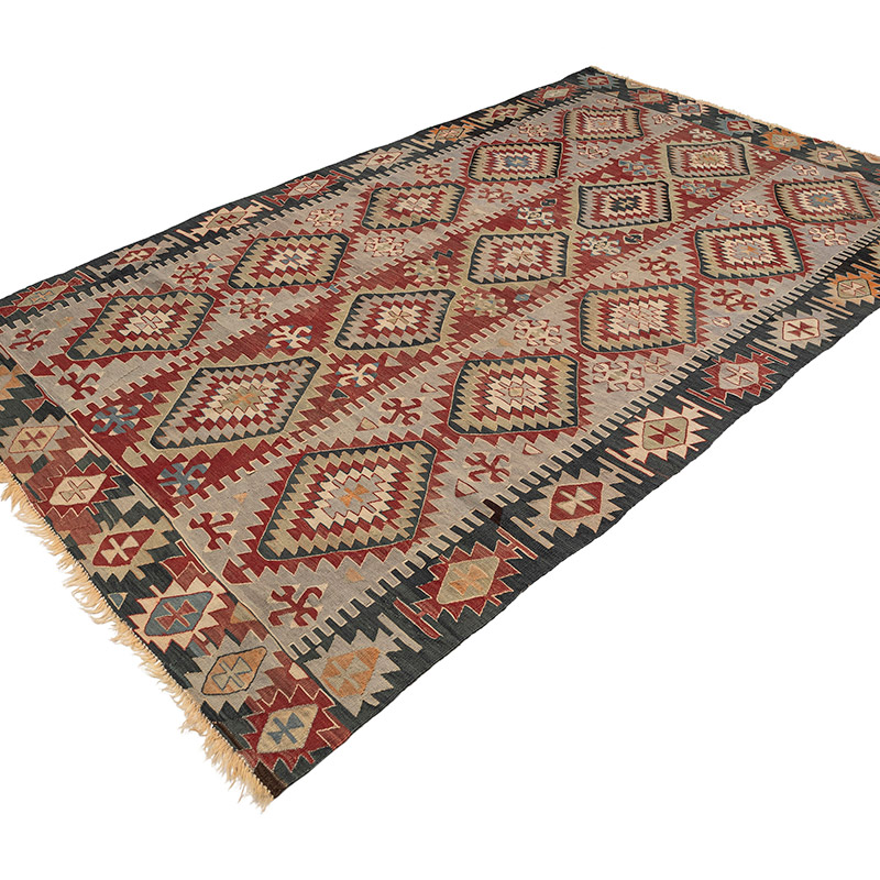 Vintage Esme Kilim Rug - 5' 7" x 9' 4" (67" x 112") - K0083844