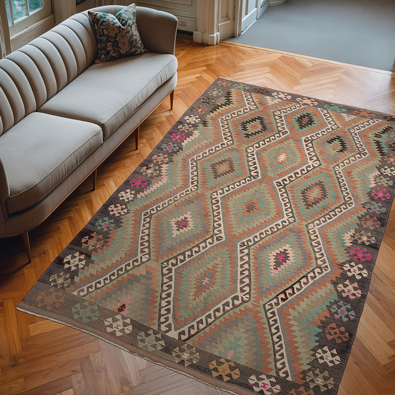Vintage Esme Kilim Rug - 6' 1" x 9' 3" (73" x 111") - K0083845