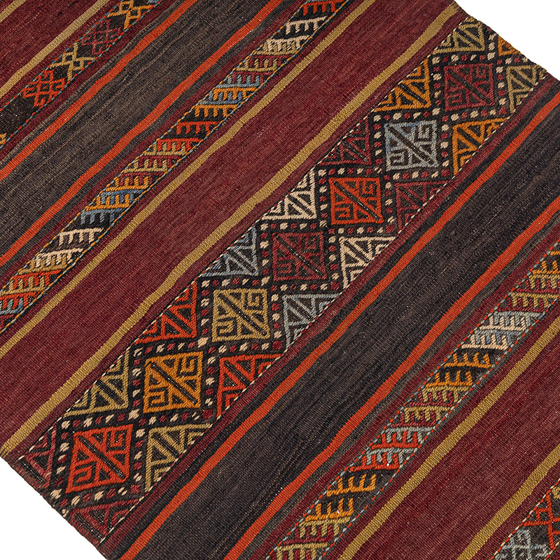 Vintage Sivas Kilim Runner - 2' 7" x 10' 10" (31" x 130") - K0083874
