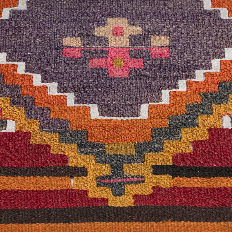 Vintage Puturge Kilim Rug - 2' 7" x 4'  (31" x 48") - K0083893
