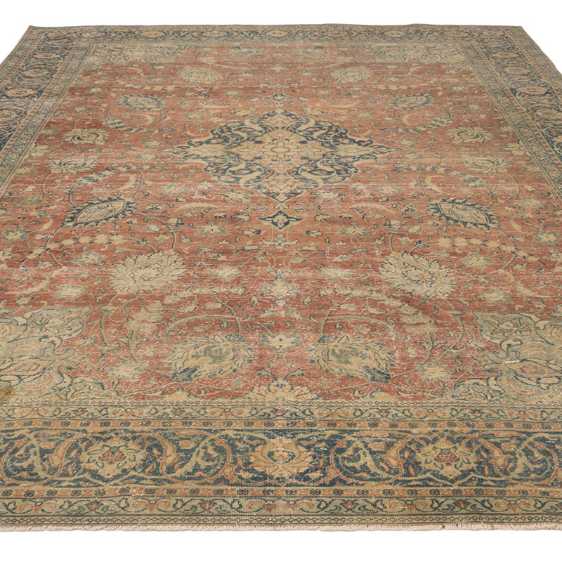 Vintage Hand-Knotted Oriental Rug - 7' 10" x 10' 9" (94" x 129") - K0084138