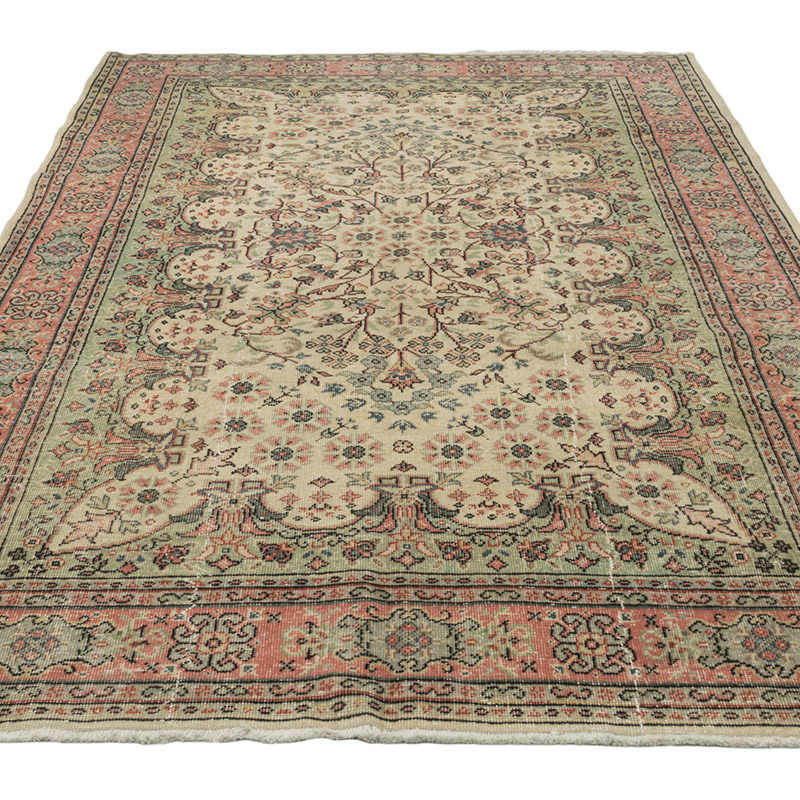 Vintage Turkish Hand-Knotted Rug - 5' 2" x 8' 4" (62" x 100") - K0084188