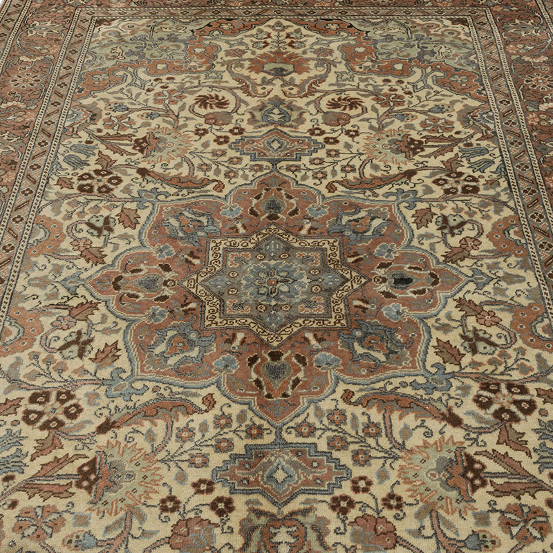 Vintage Turkish Hand-Knotted Rug - 5'  x 7' 5" (60" x 89") - K0084307
