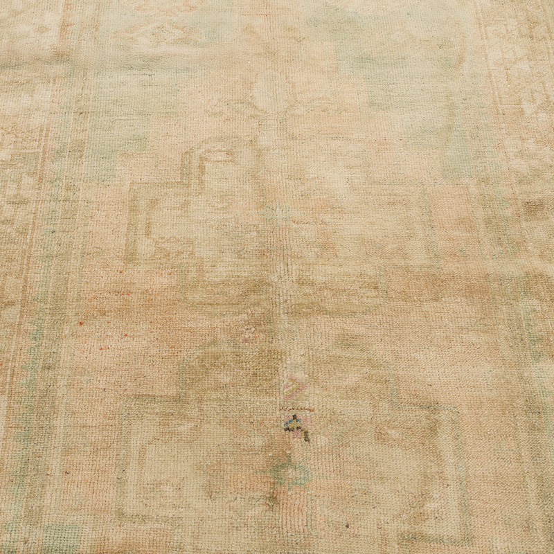 Vintage Turkish Hand-Knotted Rug - 3' 3" x 5' 10" (39" x 70") - K0084311
