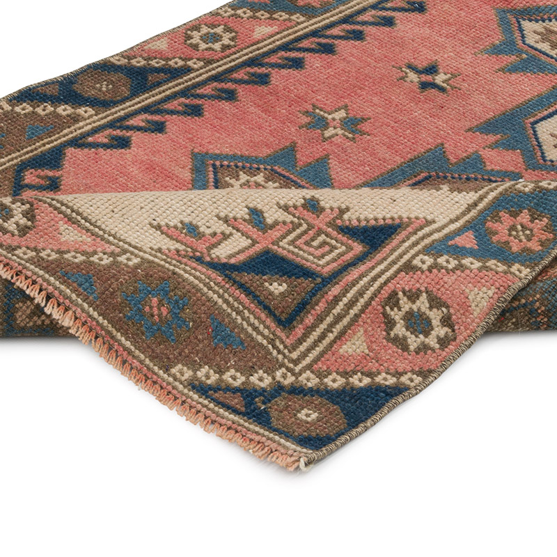 Vintage Turkish Hand-Knotted Rug - 2' 5" x 5' 3" (29" x 63") - K0084326