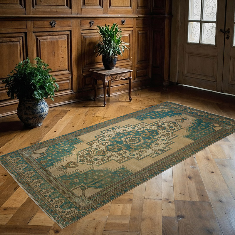 Vintage Turkish Hand-Knotted Rug - 4' 3" x 8' 7" (51" x 103") - K0084354