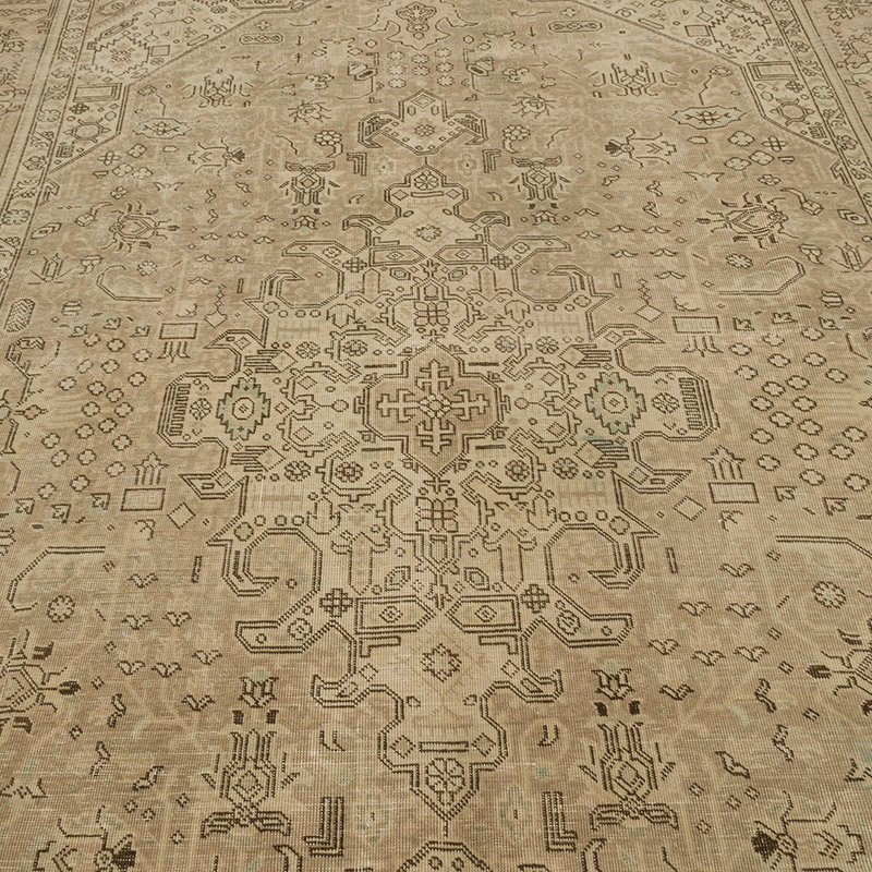Vintage Hand-Knotted Oriental Rug - 6' 6" x 9' 7" (78" x 115") - K0084384