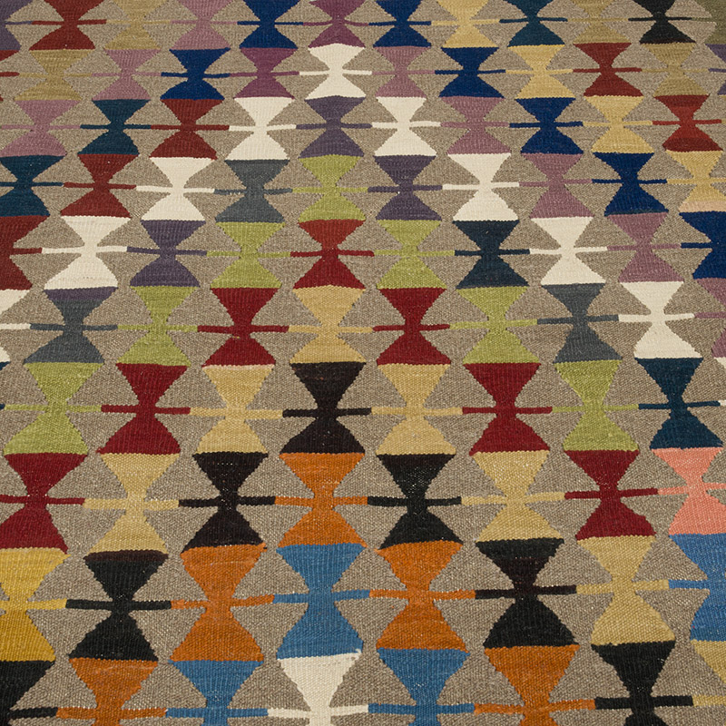 New Handwoven Turkish Kilim Rug - 4' 1" x 6' 1" (49" x 73") - K0085216