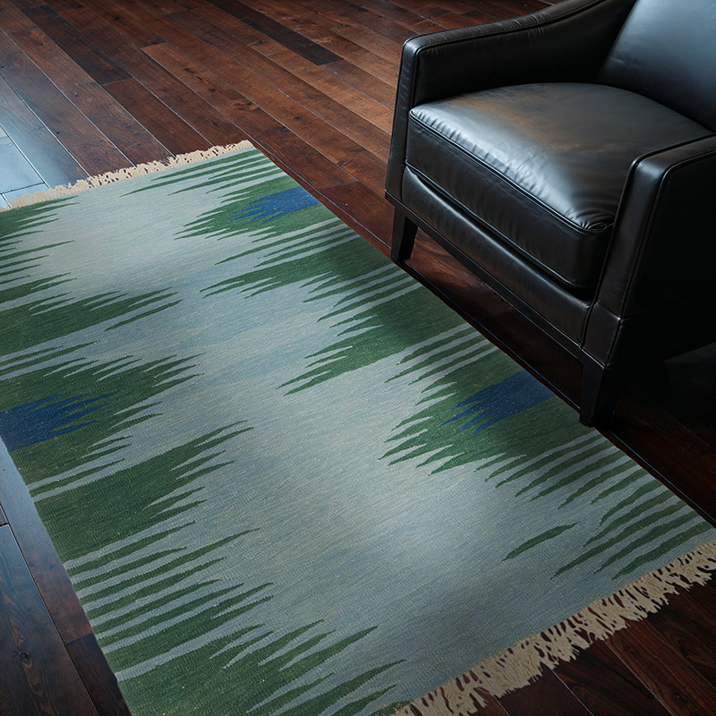 New Handwoven Turkish Kilim Rug - 4' 1" x 6'  (49" x 72") - K0085226