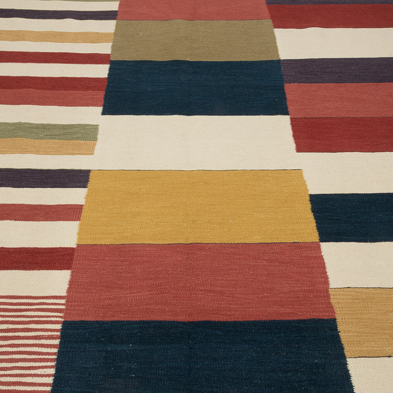 New Handwoven Turkish Kilim Rug - 6' 7" x 10'  (79" x 120") - K0085279