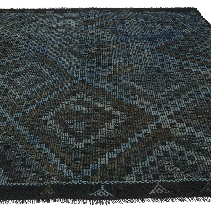 Vintage Anatolian Jijim Rug - 6' 8" x 8' 3" (80" x 99") - K0085364