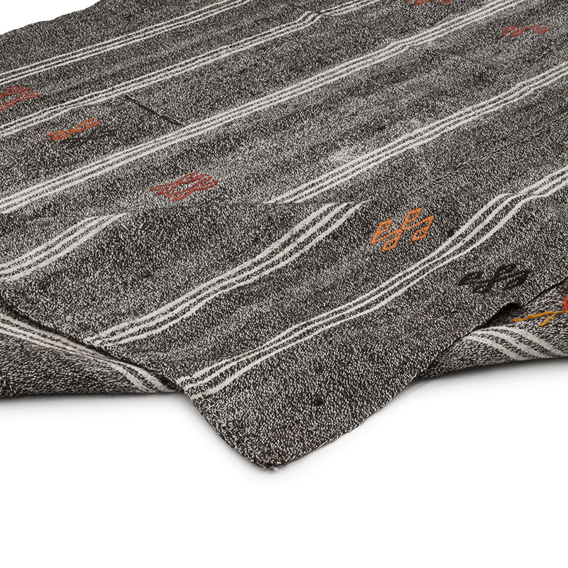 Vintage Anatolian Kilim Rug - 6' 2" x 9' 3" (74" x 111") - K0085368