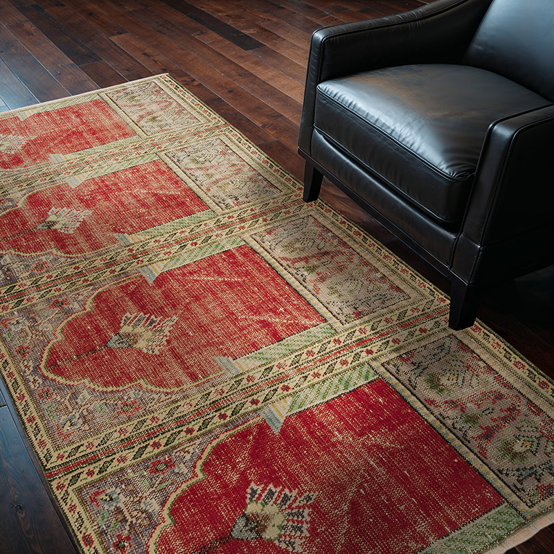 Vintage Turkish Hand-Knotted Rug - 4' 3" x 7' 3" (51" x 87") - K0085399