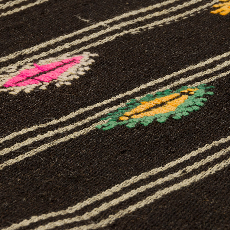 Vintage Anatolian Kilim Rug - 4' 8" x 7' 3" (56" x 87") - K0085483
