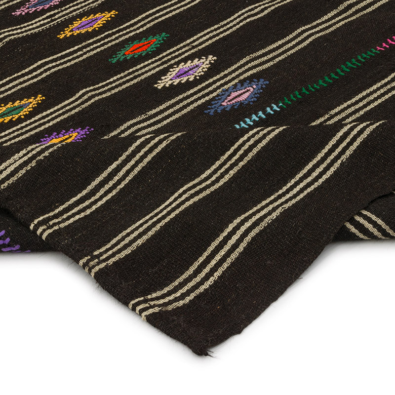 Vintage Anatolian Kilim Rug - 4' 8" x 7' 3" (56" x 87") - K0085483