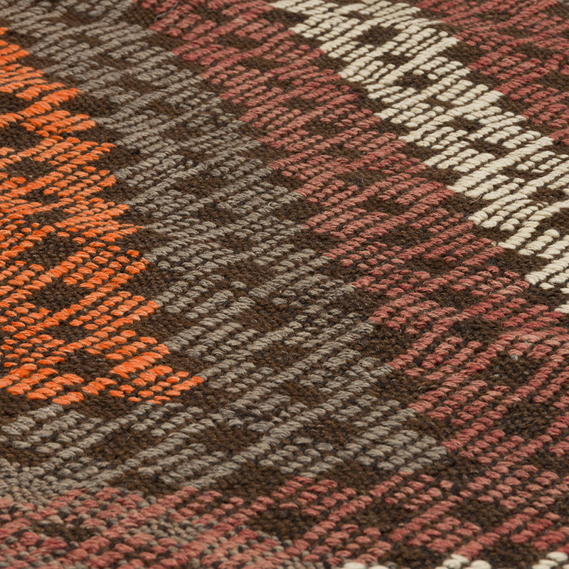 Vintage Anatolian Jijim Rug - 6'  x 8' 8" (72" x 104") - K0085574