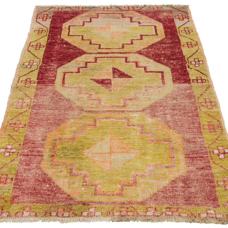 Vintage Turkish Hand-Knotted Rug - 2' 6" x 4' 8" (30" x 56") - K0085580