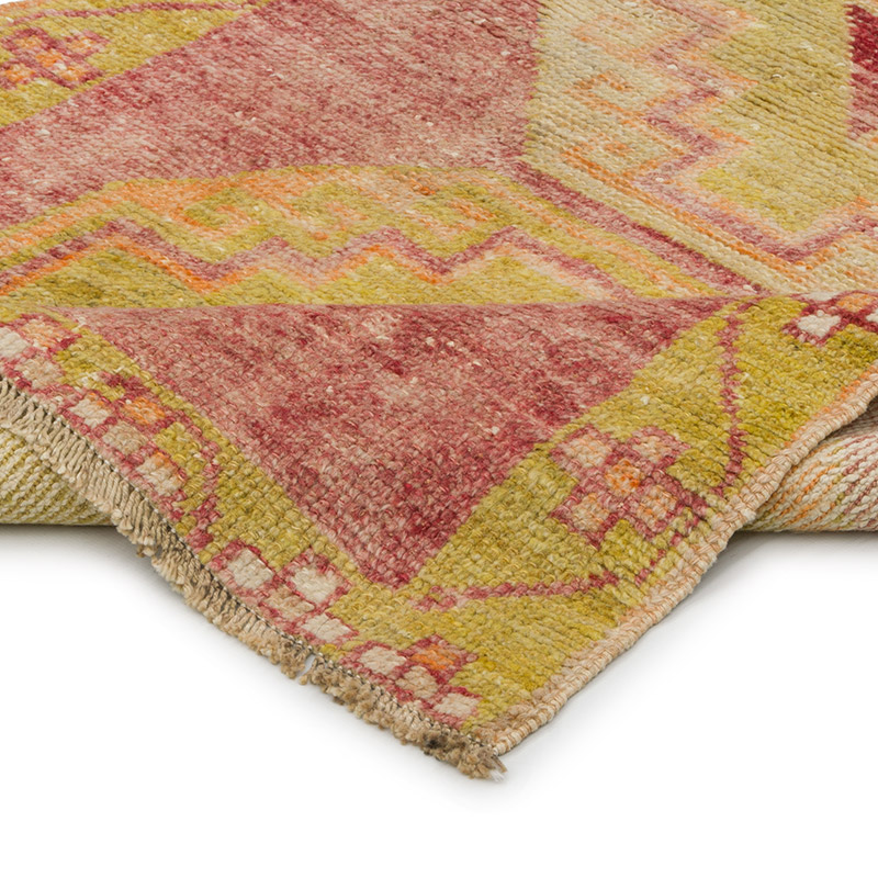 Vintage Turkish Hand-Knotted Rug - 2' 6" x 4' 8" (30" x 56") - K0085580