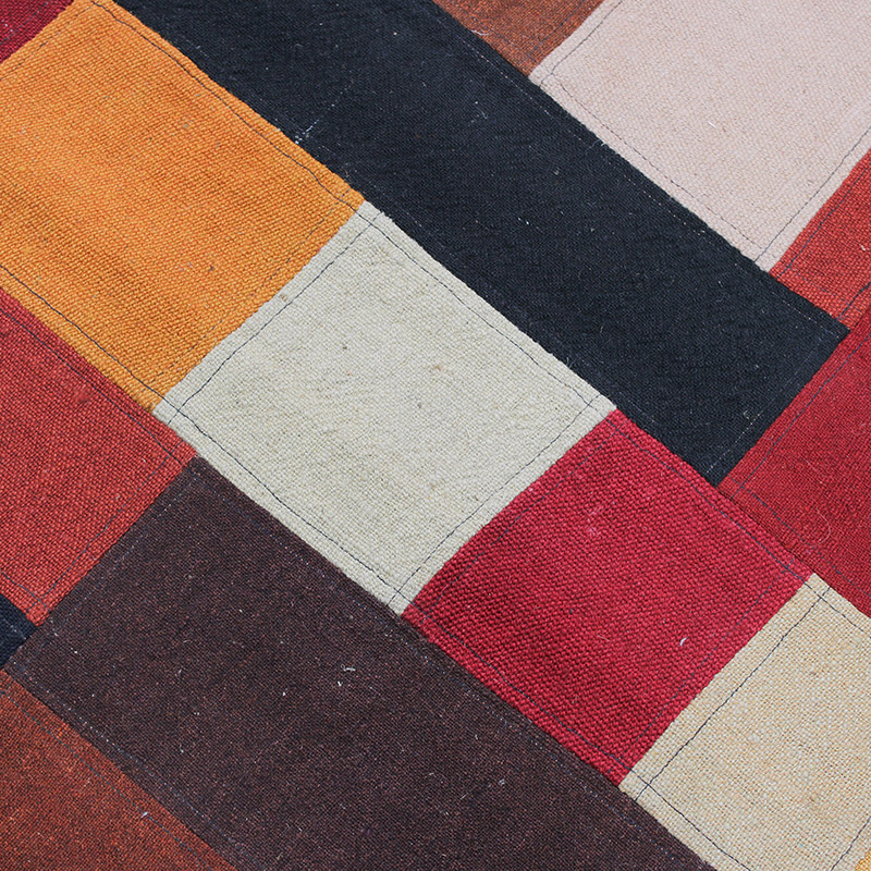 Patchwork Kilim Rug - 4' 11" x 5' 7" (59" x 67") - K0085591