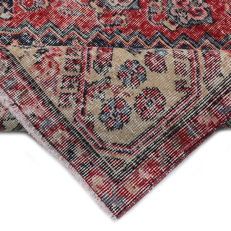 Vintage Turkish Hand-Knotted Rug - 5' 8" x 9' 6" (68" x 114") - K0085621
