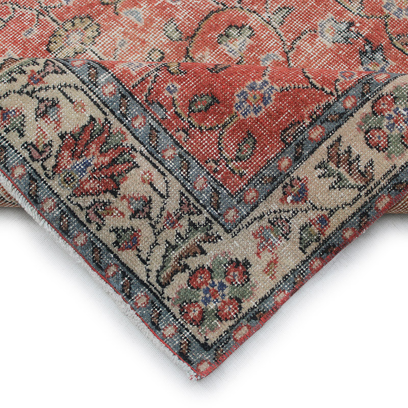 Vintage Turkish Hand-Knotted Rug - 5' 6" x 9' 5" (66" x 113") - K0085627