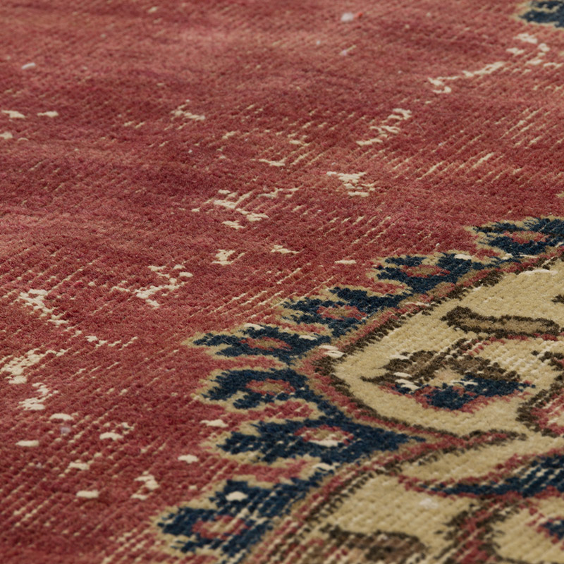 Vintage Turkish Hand-Knotted Rug - 5' 10" x 9' 4" (70" x 112") - K0085659