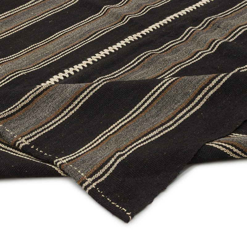 Vintage Anatolian Kilim Rug - 7' 1" x 7' 9" (85" x 93") - K0085704