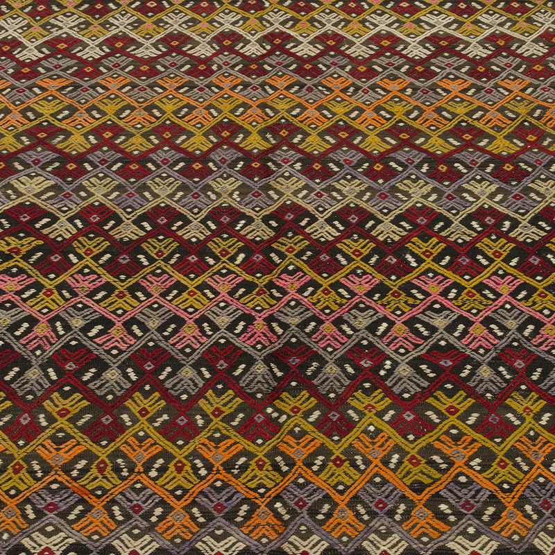 Vintage Anatolian Jijim Rug - 5' 3" x 6' 4" (63" x 76") - K0085705