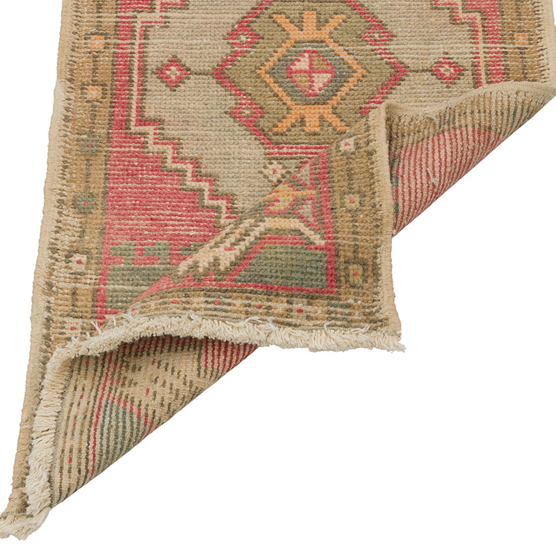 Vintage Turkish Hand-Knotted Rug - 1' 7" x 3' 1" (19" x 37") - K0085733