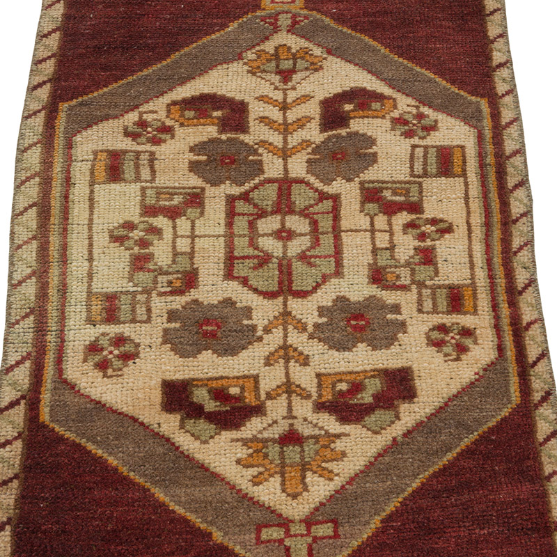 Vintage Turkish Hand-Knotted Rug - 1' 4" x 3' 2" (16" x 38") - K0085740